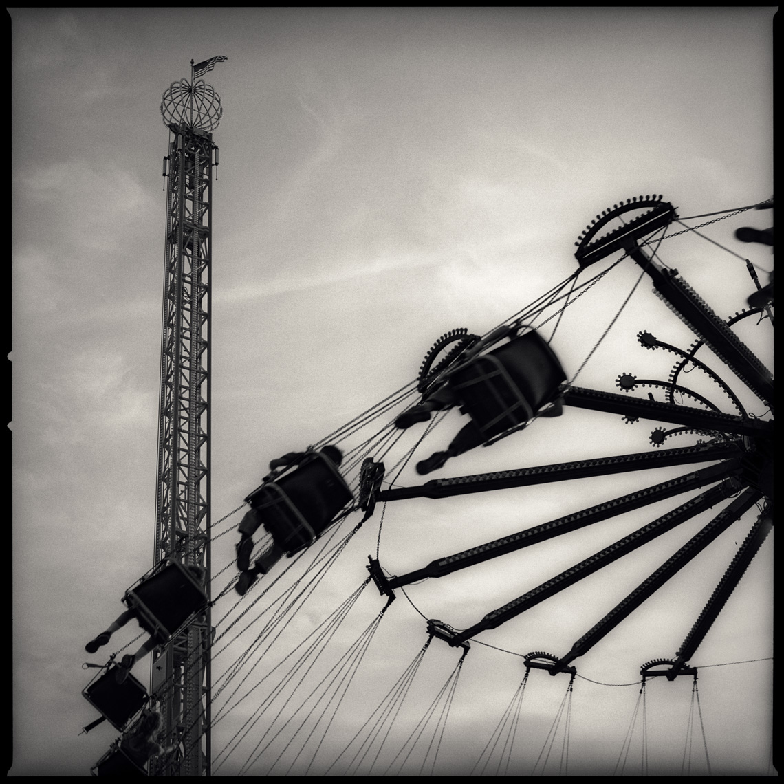 Sean Perry Photographs • And Around... from the series Fairgrounds