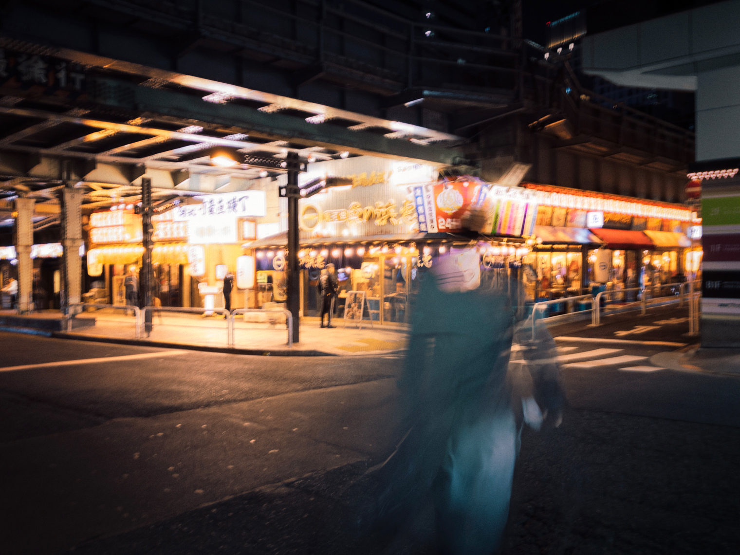 Sean Perry Photographs · Tokyo Ghost · Japan.