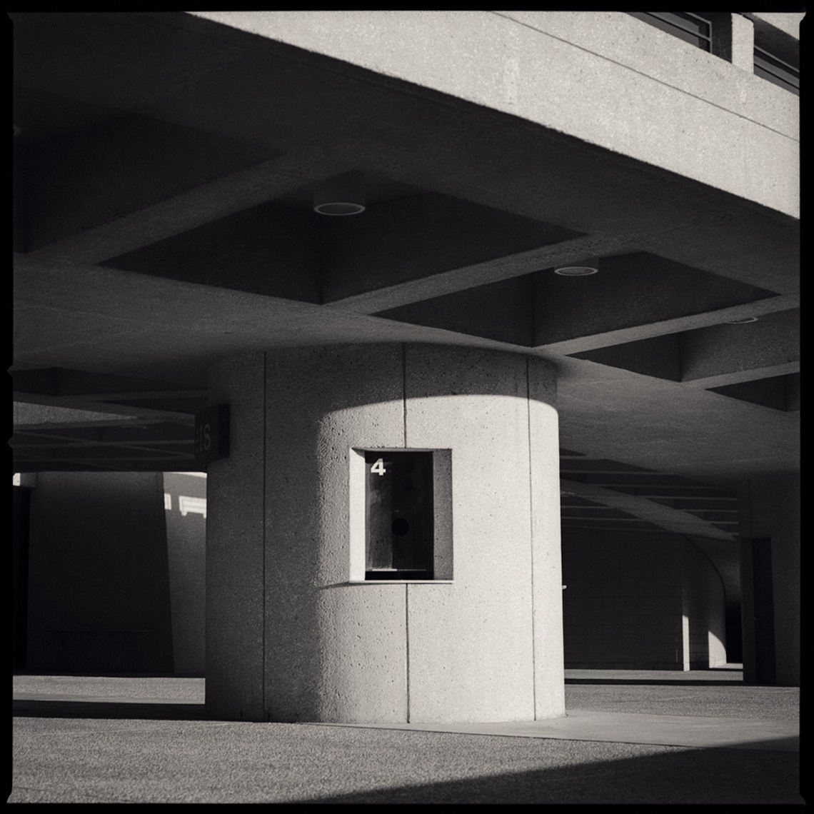 Sean Perry Photographs • The Visitor, from the series Transitory